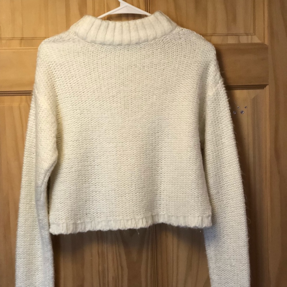 Cropped sweater